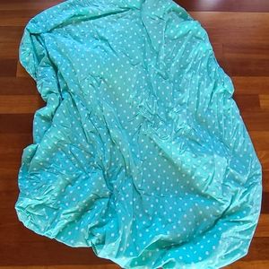 Potterybarn Teen Full Size fitted Dottie sheet in Pool